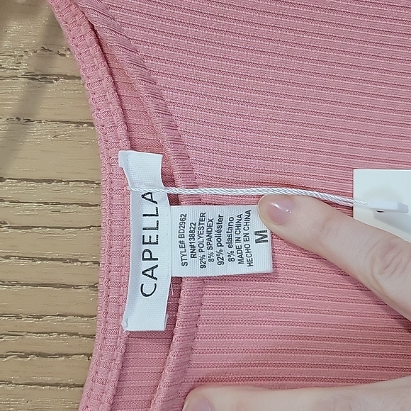 Capella size medium midi length dress - Picture 4 of 6